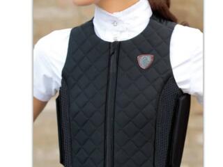 Продам защитный жилет для конного спорта TATTINI