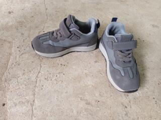 Продаётся обувь на мальчика