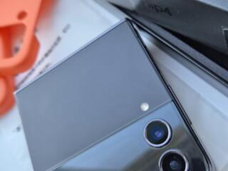 Samsung Galaxy Z Flip 4 8/128Gb