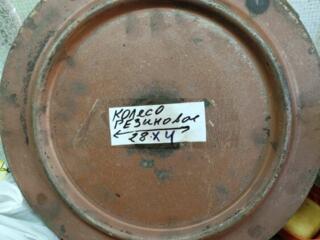 Колёса- резиновые для тачки и других работ. Цена 250 руб