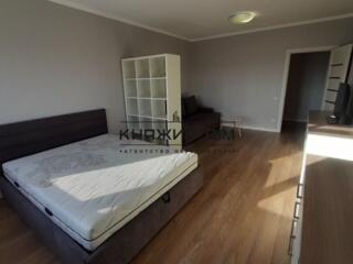 Є ГЕНЕРАТОР! Оренда 2 кім. квартири студіо на вул. Анни Ахматової 22. 