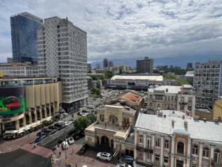 продаж приміщення вільного призначення, будівлі Київ, Печерський, 1129