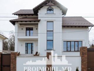 Vă propunem spre vînzare această casăcu3 nivele, în Dumbrava, str. ...