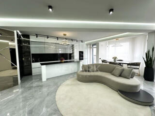 Se vinde apartament cu design exclusiv în complexul Oasis, Riscani.  .