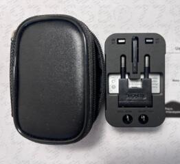 Универсальный адаптер для путешествий с 2 USB — 1500 Вт, 110–250 В