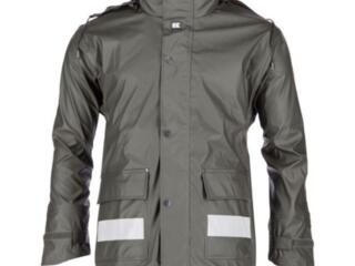 Спецодежда. Вонепроницаемый костюм