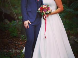 Продам свадебный мужской костюм