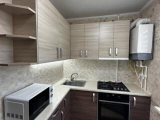 Большая 3 комнатная Ленинский.