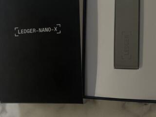 Ledger Nano X с поддержкой Bluetooth (б. у. )