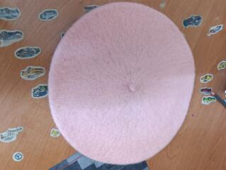 Берет новый