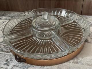 Продам менажницу ГДР. Идеальная, крутится.