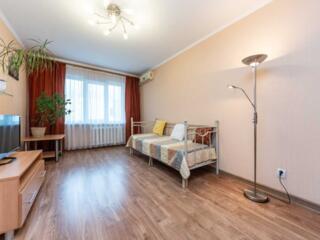 продаж 1-к квартира Київ, Дарницький, 65000 $