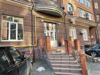 довгострокова оренда офісне приміщення Київ, Подільський, 60000 грн./м