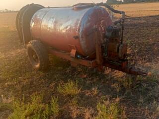 Продам садовый опрыскиватель