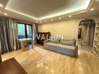 продаж 3-к квартира Київ, Солом`янський, 80000 $