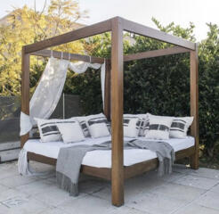 Экологичная мебель для зоны бассейна от производителя.