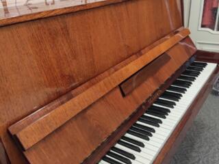 Продам пианино