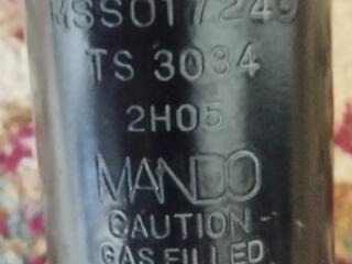 Стойки группа ваг газовые 700₽ за пару