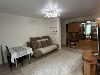 3к Квартира. 2 этаж. Развита инфраструктура.