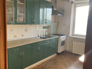 Продам 3 комнатную