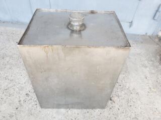 Продам канистры на 20л. -50 руб. шт. и нержавейка 60 л. - 65$ для ГСМ.