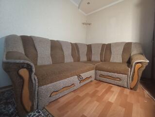 Продам угловой диван