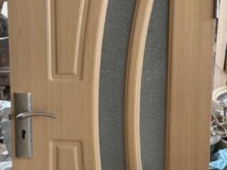 Продам двери б/у