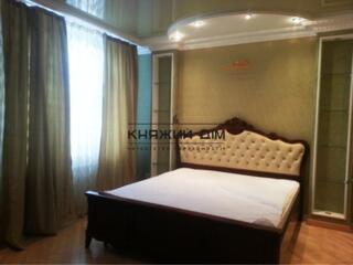 Оренда 2-кімнатної квартири в новому будинку по Харківське шосе 152. .