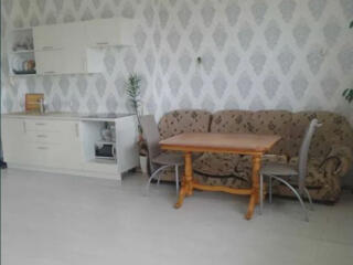 Продам квартиру 80 кв. м., 15/17, новый дом, жк Акапулько-1.