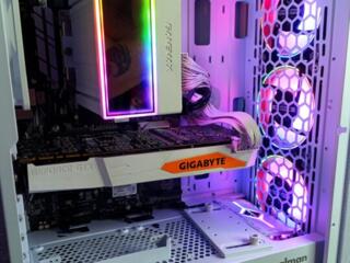 White PC: Core i7+DDR4 16Gb+GTX 1080Ti 11Gb+Nvme 500Gb+HDD 1Tb+650 Wat