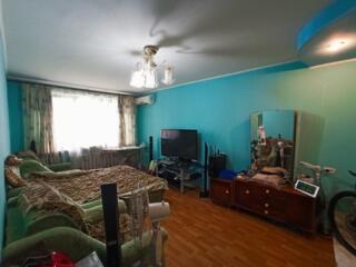 Срочная продажа Мечникова 3 ком раздельные комнаты два балкона торг