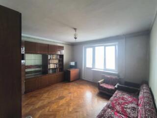 Продается 3-комнатная квартира в Кишиневе на Ботанике