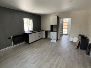 Продается домик за НИИ Начало Суклеи. Общая площадь дома 44м + гараж