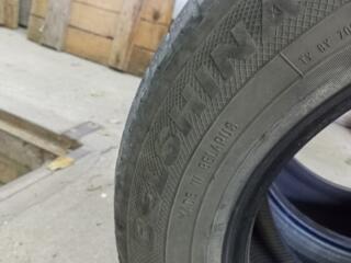 Продам 2 шины