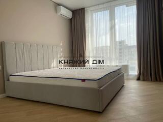 Оренда сучасної смарт - квартири в ЖК "Лебединий" по вул. Ре