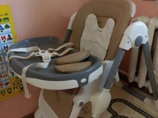 Продам стульчик для кормления 900р.