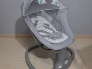 Укачивающий центр Mastela шезлонг - качалка, таймер, USB.