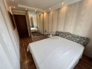 Оренда 2-кімнатної роздільної квартири по бульв. Лесі України, 15А. ..