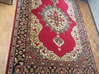 Продам ковер 750 рублей