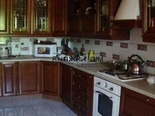 Сдам дом с современным ремонтом в с.Пуховка на берегу р. Десна. Сдам .