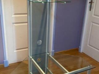 Тумба стеклянная, угловая под телевизор