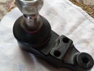 Продам шаровые опоры форд транзит