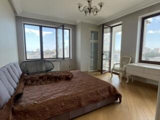 Продам 3-к квартиру 116 м на М. Арнаутской