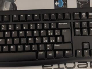Продам новую клавиатуру