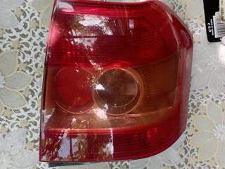 Тойота Королла Е12 задняя левая фара