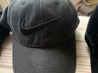 Продам кепки
