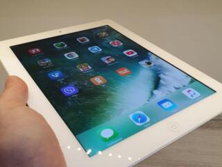 Ipad 4 / Идеален для фильмов, чтения, соцсетей, YouTube