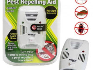 Отпугиватель мышей, тараканов, комаров Riddex Quad Pest Repelling Aid