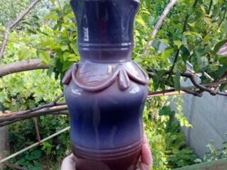 Продам небольшую керамическую вазочку