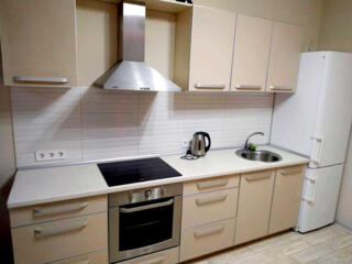 МАРСЕЛЬСКАЯ/КАДОР 1-кв сдам